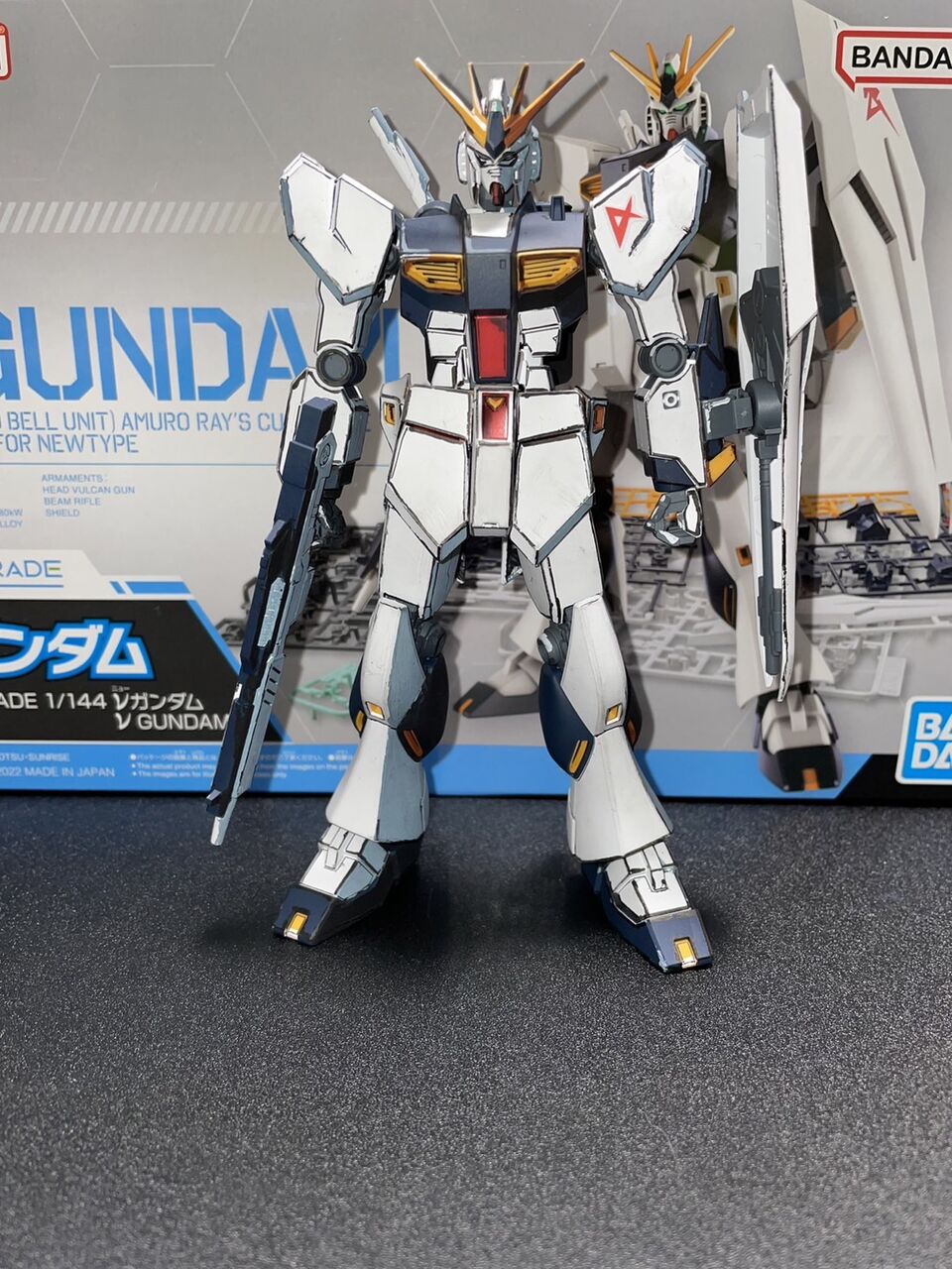 チャレンジ】初心者にガンプラをアニメ塗りしてもらってみた