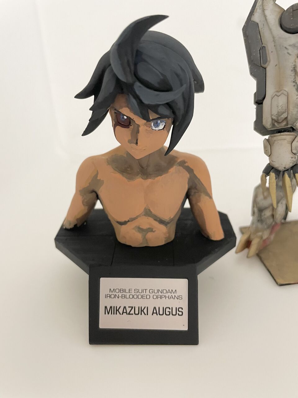 初回限定版】HG ガンダムバルバトスルプス & フィギュアライズバスト