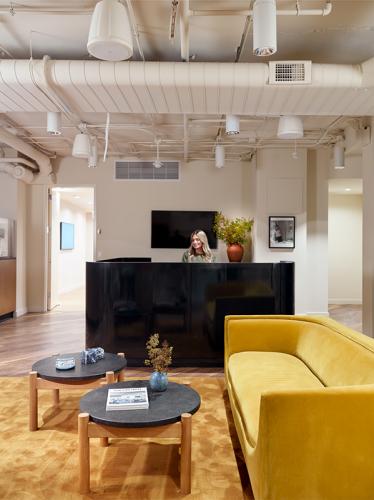 Chicago-Luxury-Consignment-Entrance