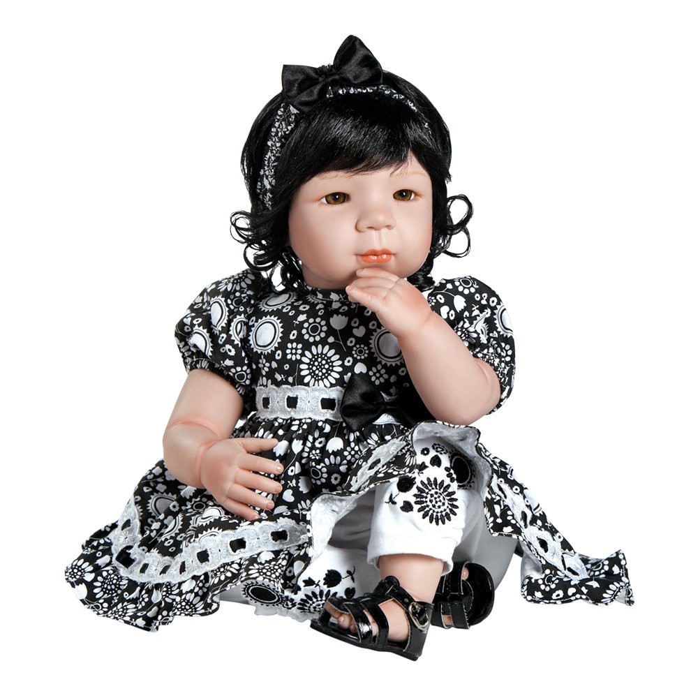日本人のお人形キヨミちゃんkiyomiリアル赤ちゃん人形リボーンドール 黒髪の子はやっぱり可愛い 海外の可愛いおもちゃやドールが大好き