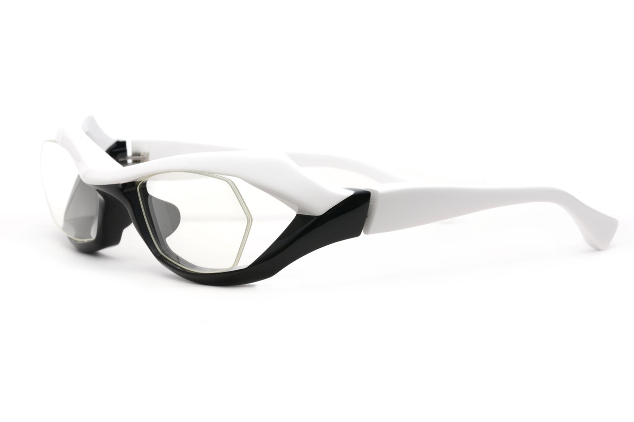 Factory900 ファクトリー900 白いメガネの黄ばみについて Factory900 Tokyo Base 店長diary