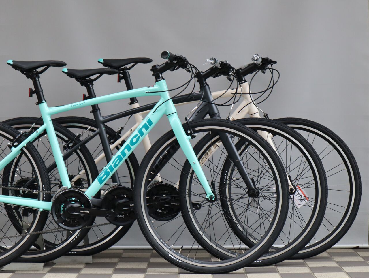 Bianchi のクロスバイク C-SPORT 1【橋輪Blog】 : 橋輪