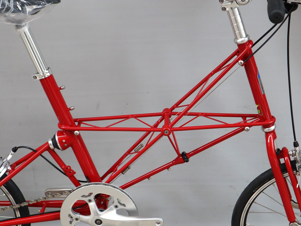 Moulton 自転車 赤