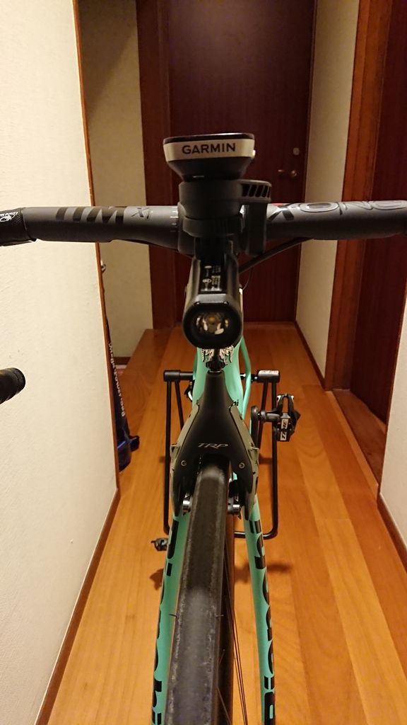 最近はやりのスマートライト:Garmin Varia UT800+【橋輪blog 最近はやりのスマートライト:Garmin Varia UT800+【橋輪blog