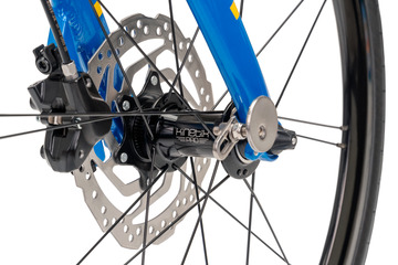 tn-photo-verge-p10-00-sapphire-blue-blue-yellow-hub-web-v02