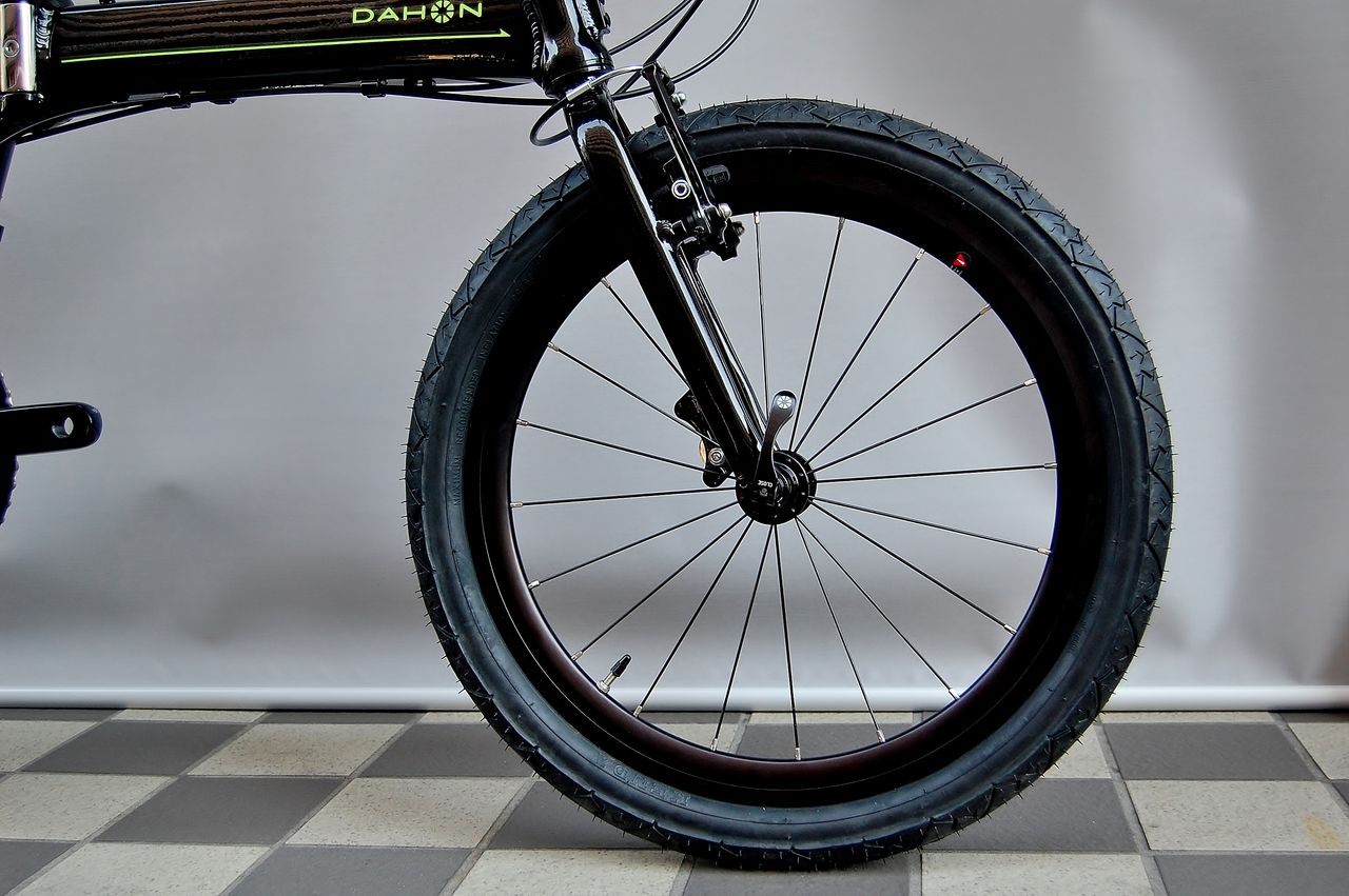 Dahon Horize 2017 オブシディアンブラック 特別仕様モデル】DAHON（ダホン） Horize - YouTube