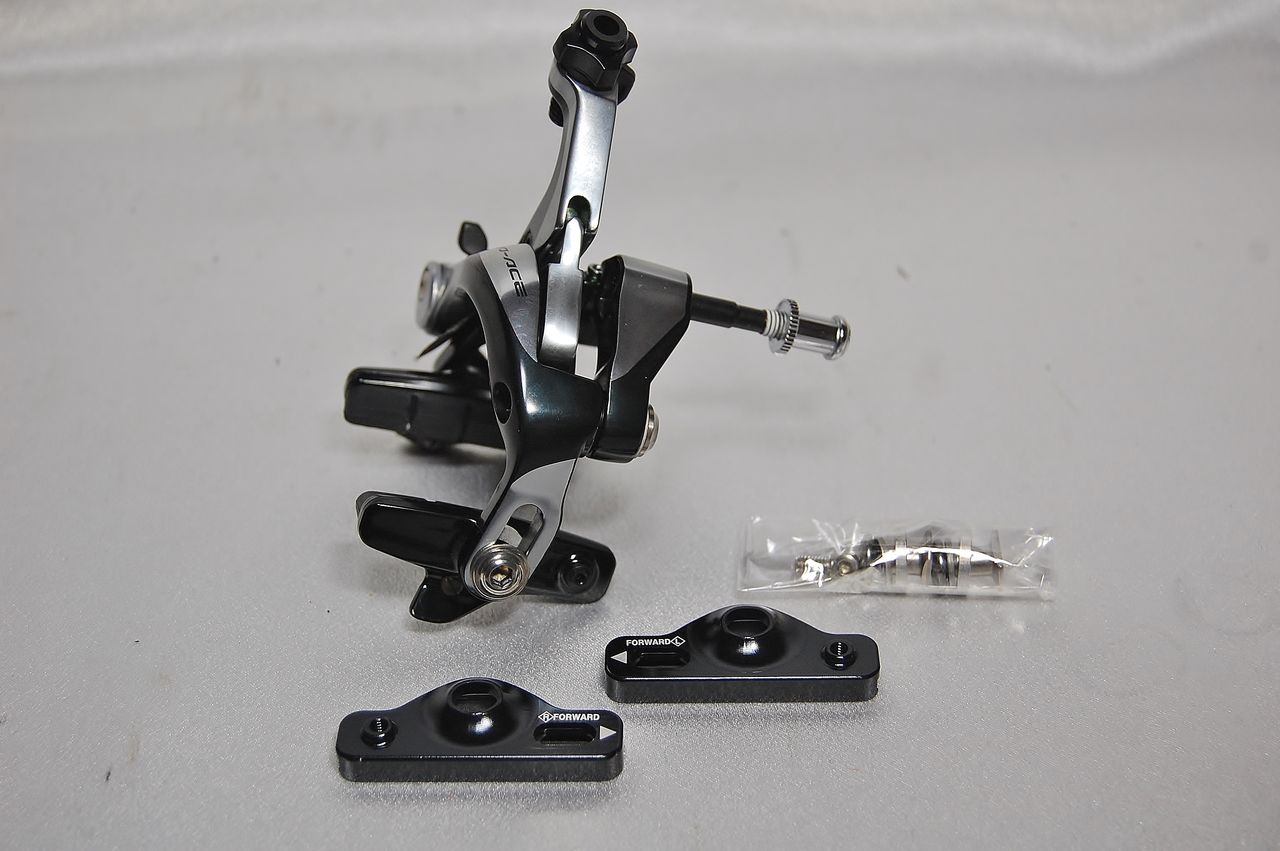 tern SURGE ltd に 105 ショートリーチブレーキキャリパーは装着