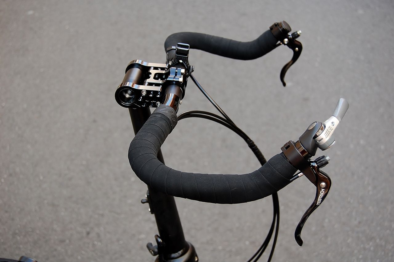 意外になかった DAHON Horize にブルホーンバー 【橋輪Blog 意外になかった DAHON Horize にブルホーンバー 【橋輪Blog