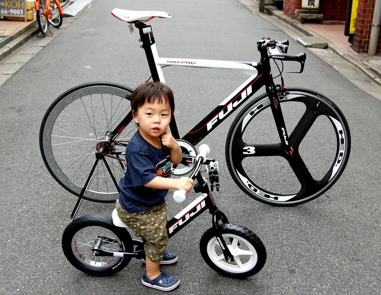 孫に送る”スペシャルマーキングSTRIDER”完結編 【橋輪Blog】 : 橋輪