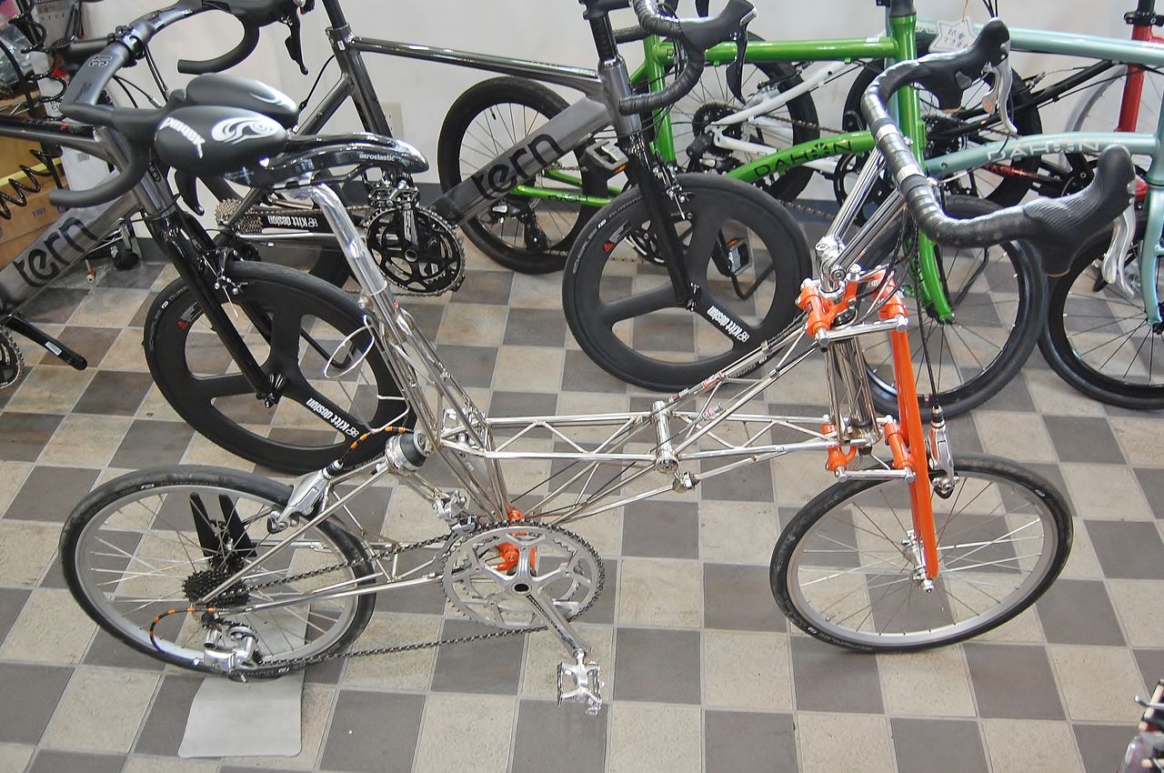モールトン DOUBLE PYLON のメンテナンス 【橋輪Blog】 : 橋輪 モールトン DOUBLE PYLON のメンテナンス 【橋輪Blog】 : 橋輪