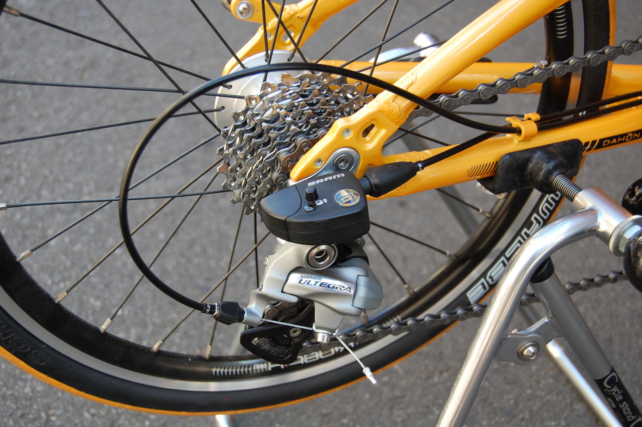 DAHON Vector : 橋輪