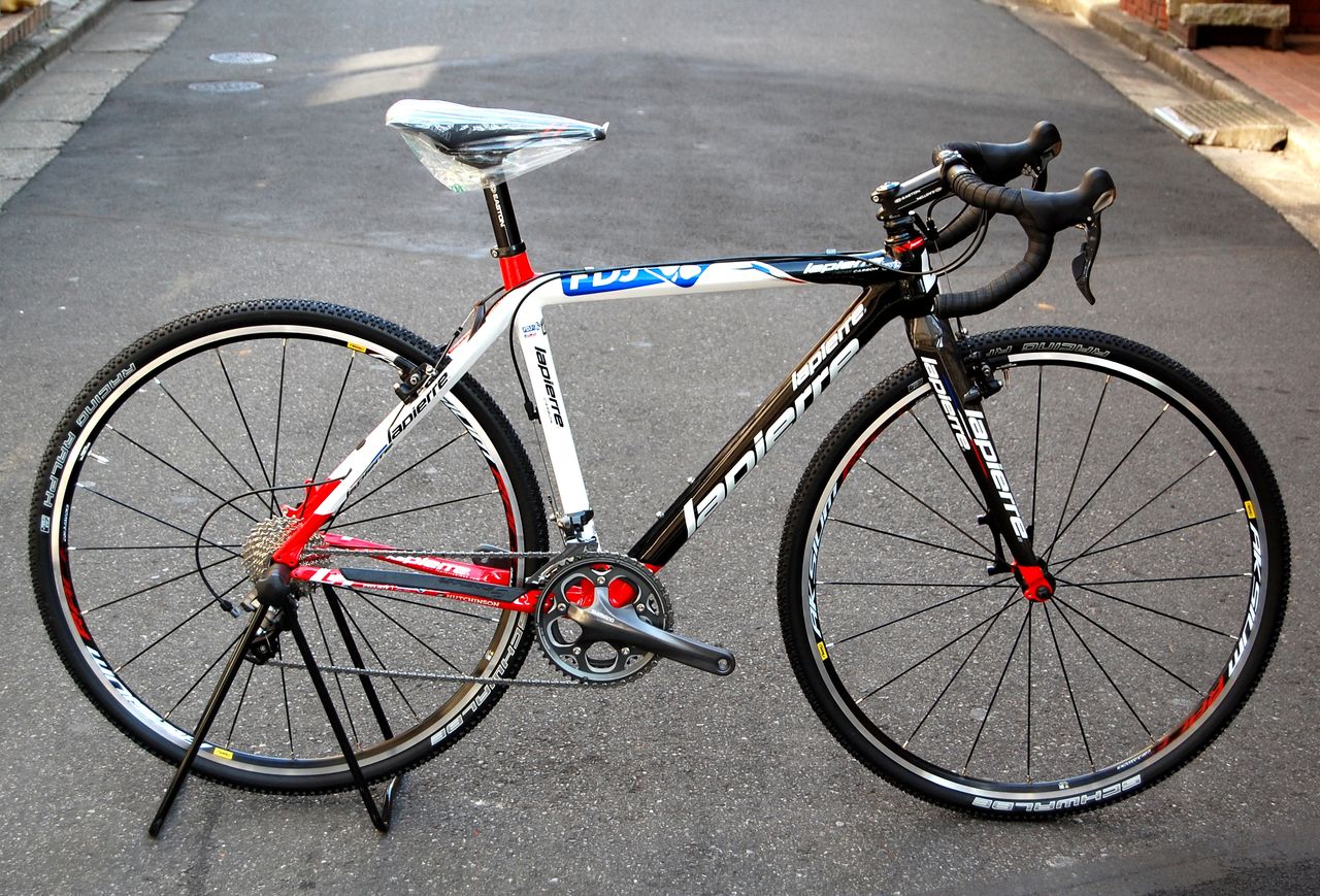 ラピエール LAPIERRE ゼリウス XELIUS SL DISC 2023 Sサイズ