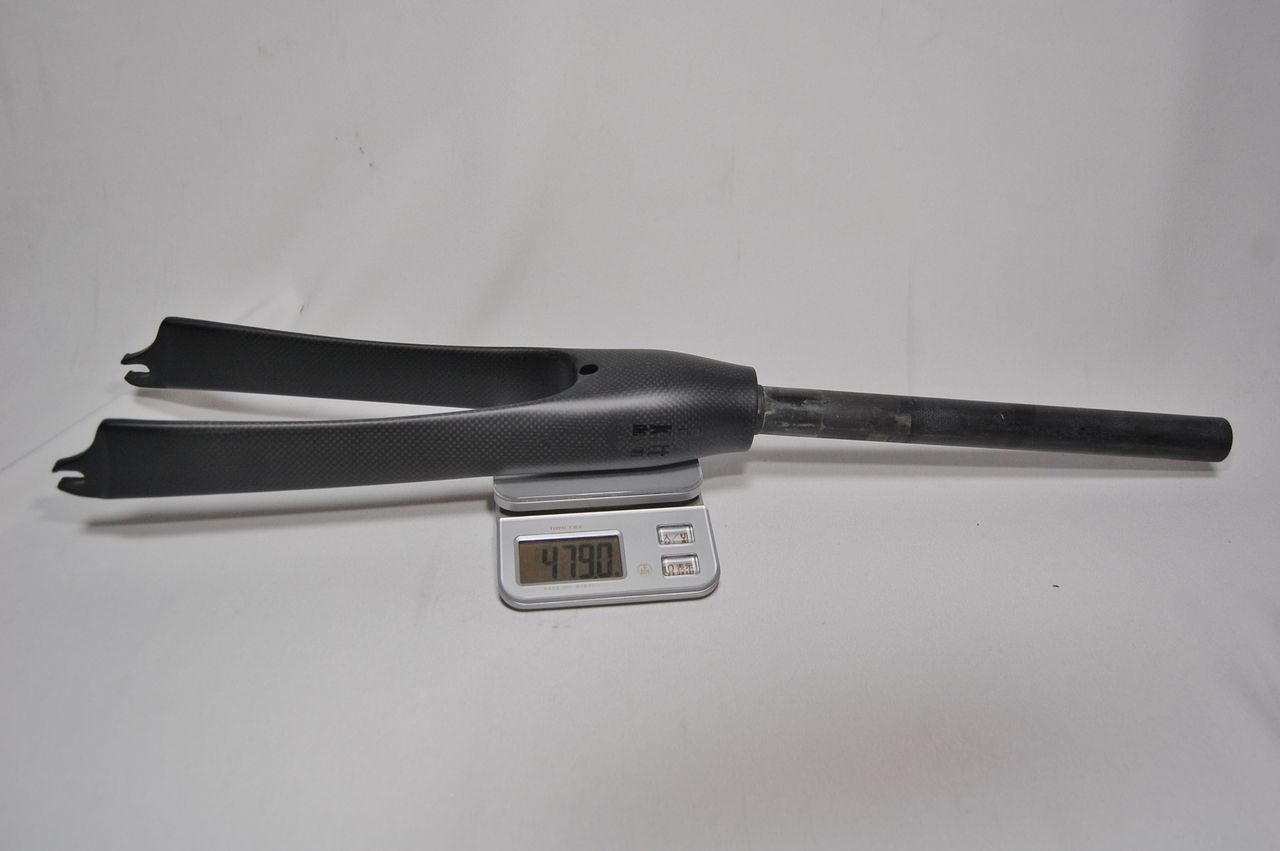 Tern X Kitt design SMI 368 3K カーボンフォーク入荷!【橋輪 Tern X Kitt design SMI 368 3K カーボンフォーク入荷!【橋輪