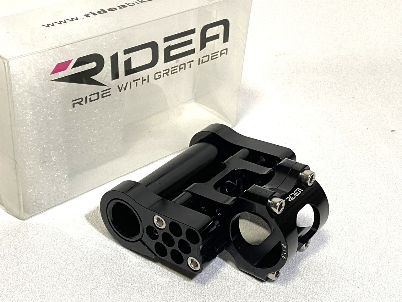 Verge D9 にグラベルコンポ GRX(その3)【橋輪Blog】 : 橋輪 Verge D9 にグラベルコンポ GRX(その3)【橋輪Blog】 : 橋輪