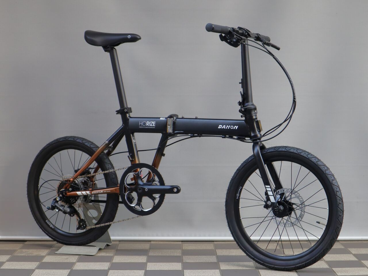 DAHON  HORIZE  DISC  2020モデル　大人気ミリタリーカーキ DAHON Horize Disc 限定カラー入荷！【橋輪Blog】 : 橋輪