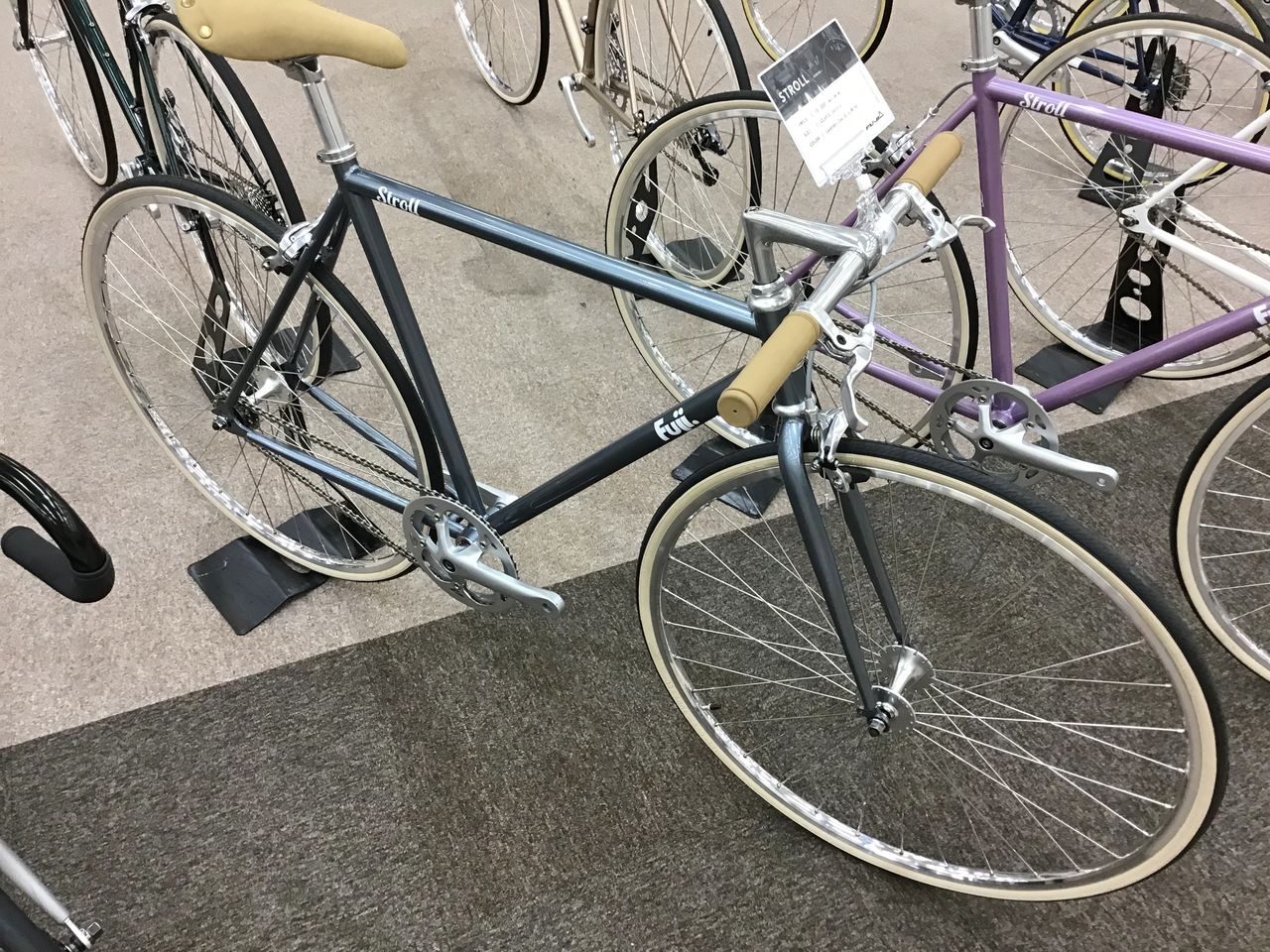 FUJI stroll 49size クールグレー2020モデル カスタム有 商品詳細 自転車 | STROLL）（FUJI｜自転車ライフをサポートする