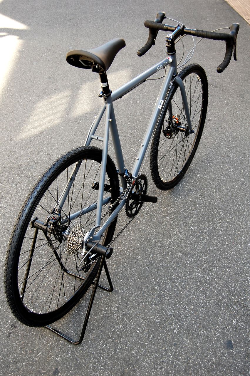新たなるジャンルを予感するクロモリシクロ2013 FUJI FEATHER CX +