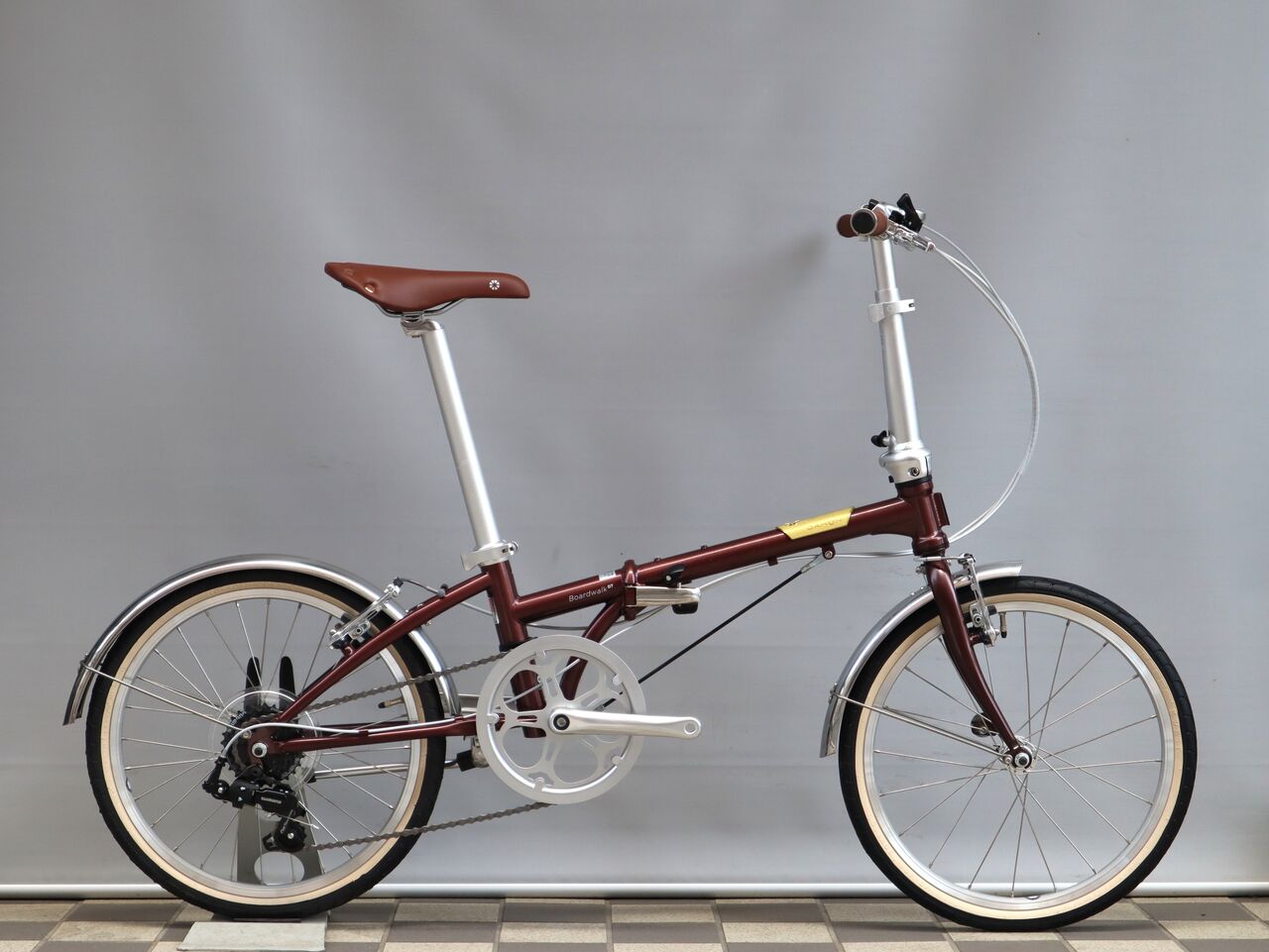2022 DAHON Boardwalk D7 入荷!【橋輪Blog】 橋輪 ダホン ボードウォーク クランク