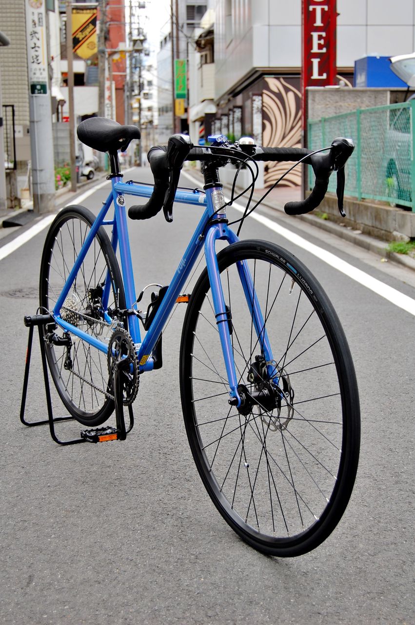 FUJI のシクロクロス FEATHER CX + にスリック入れてみた【橋輪