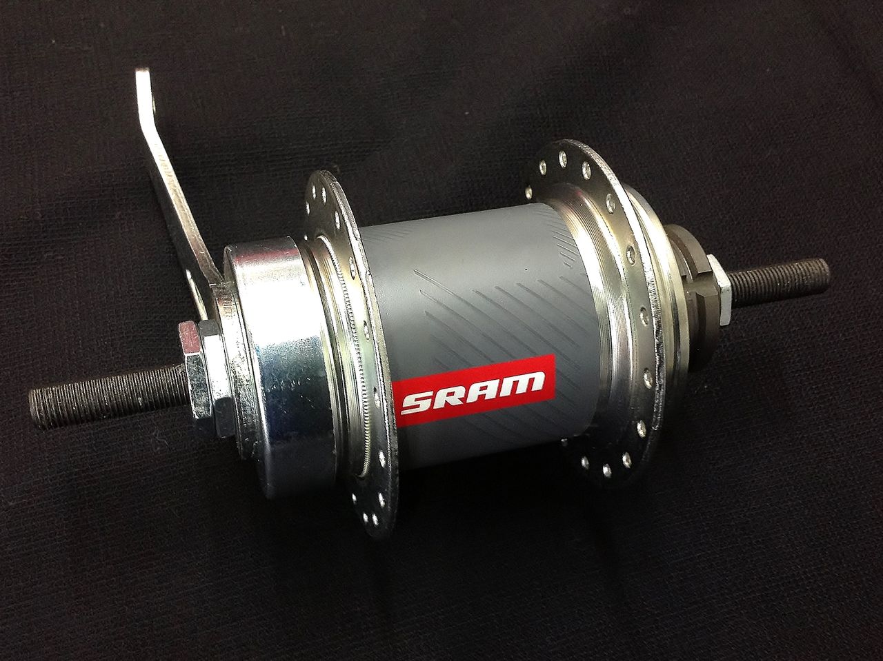 AC apx 8 リムブレーキ MTBハブ未使用