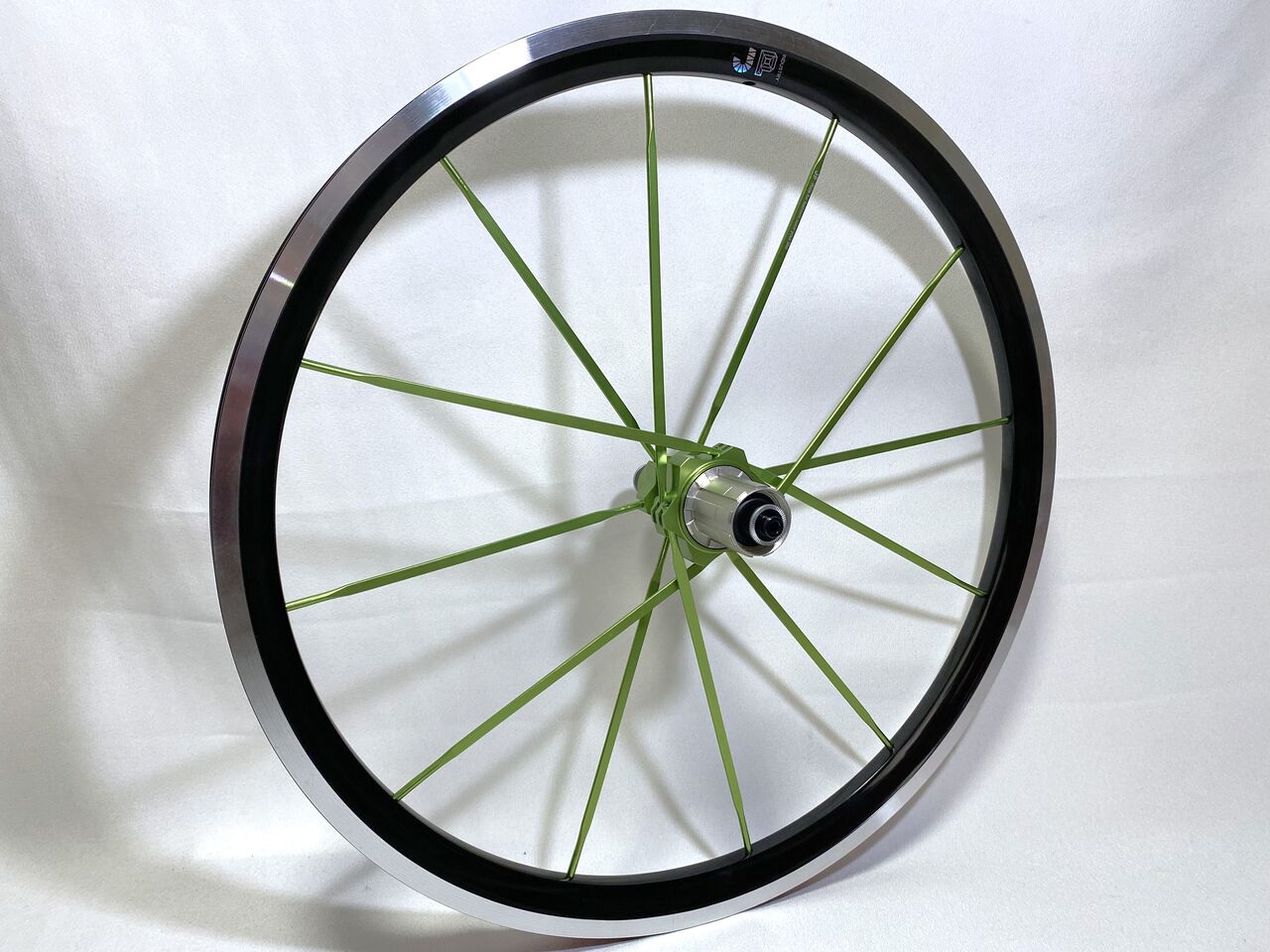 DAHON ダホン 20インチ 451 10速 ホイール+タイヤ 74/130 DAHON ダホン 20インチ 451 10速 ホイール+タイヤ 74/130 JP