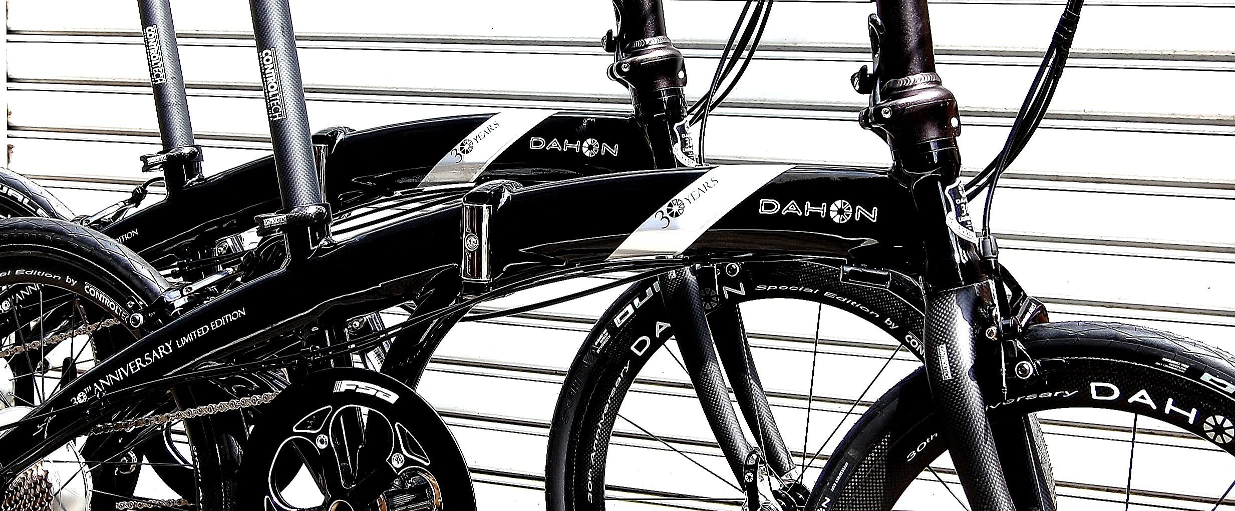 遂に、こいつがやってきた！ 世界限定300台 DAHON 30周年記念モデル