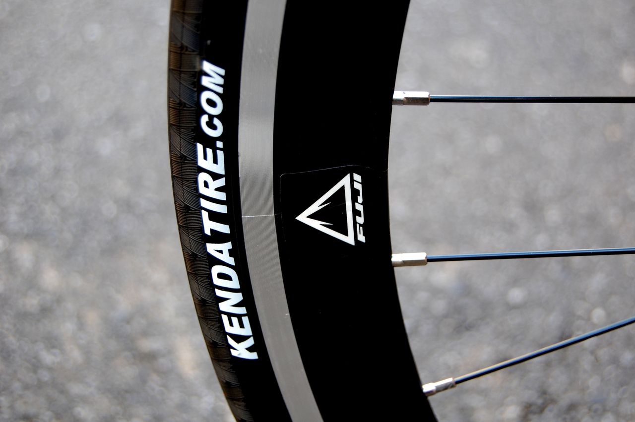 2013 FUJI ROUBAIX COSTOM 入荷してます 【橋輪Blog】 : 橋輪