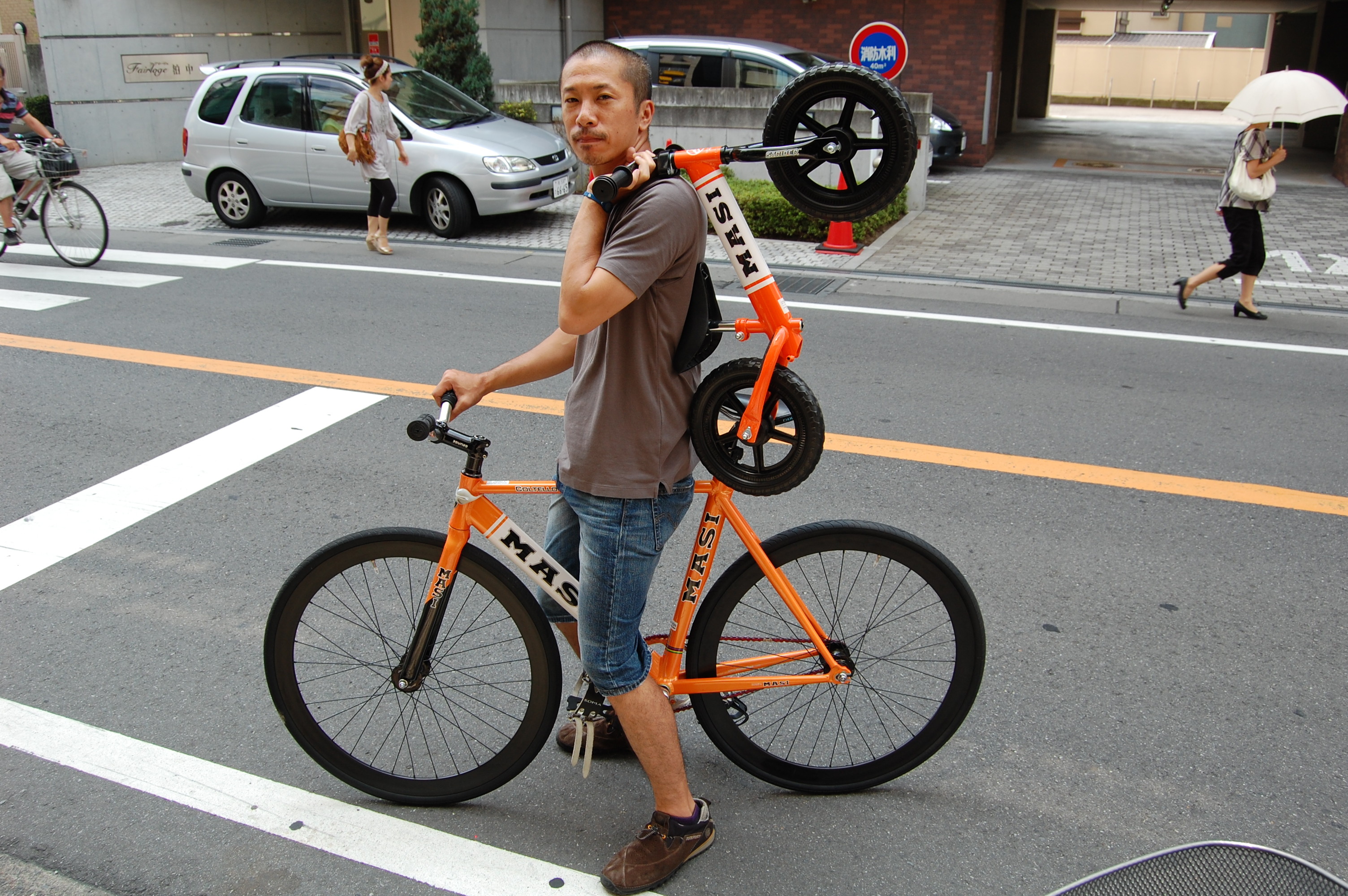 EZNI シューズ 自転車 ロード ピスト （RUNNING BIKE STRIDER 4