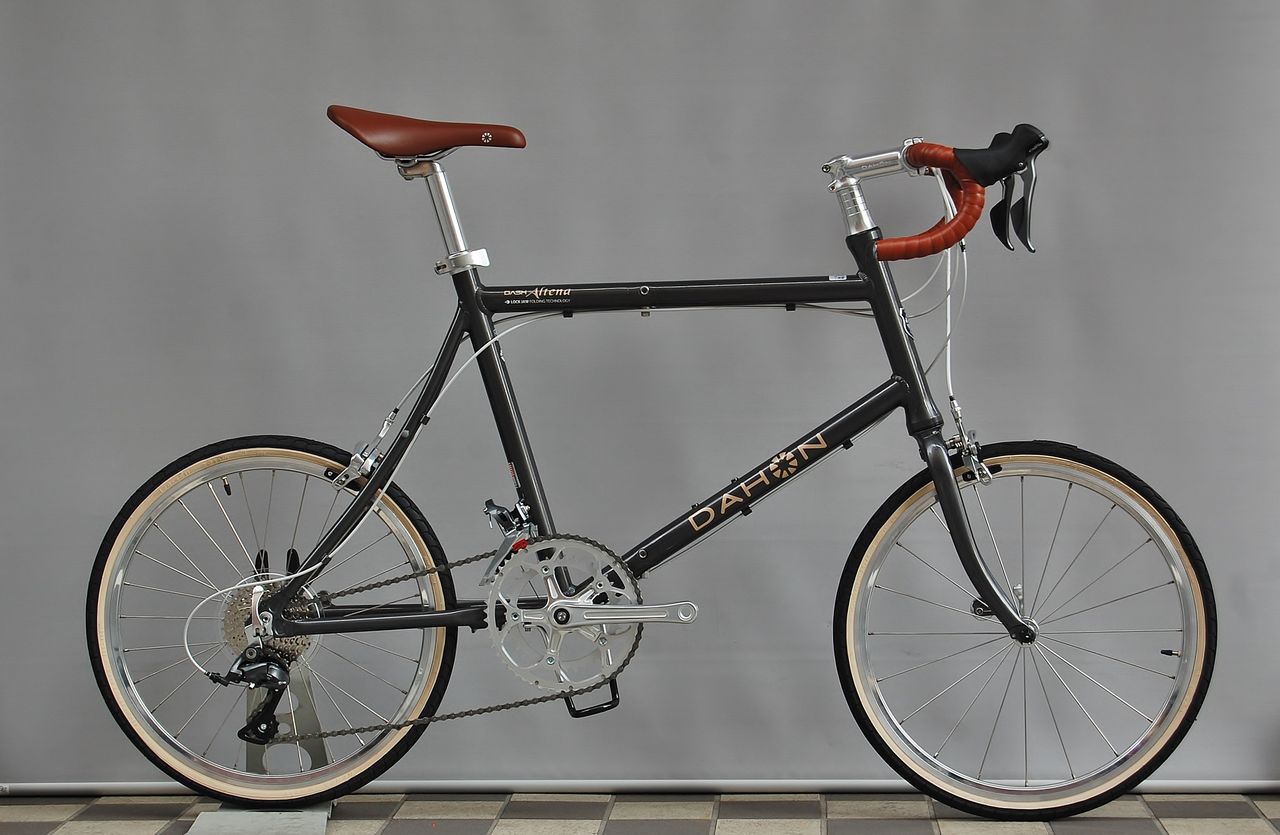 高年式2019年 DAHON dash altena ミニベロ - 自転車 高年式2019年 DAHON dash altena ミニベロ - 自転車