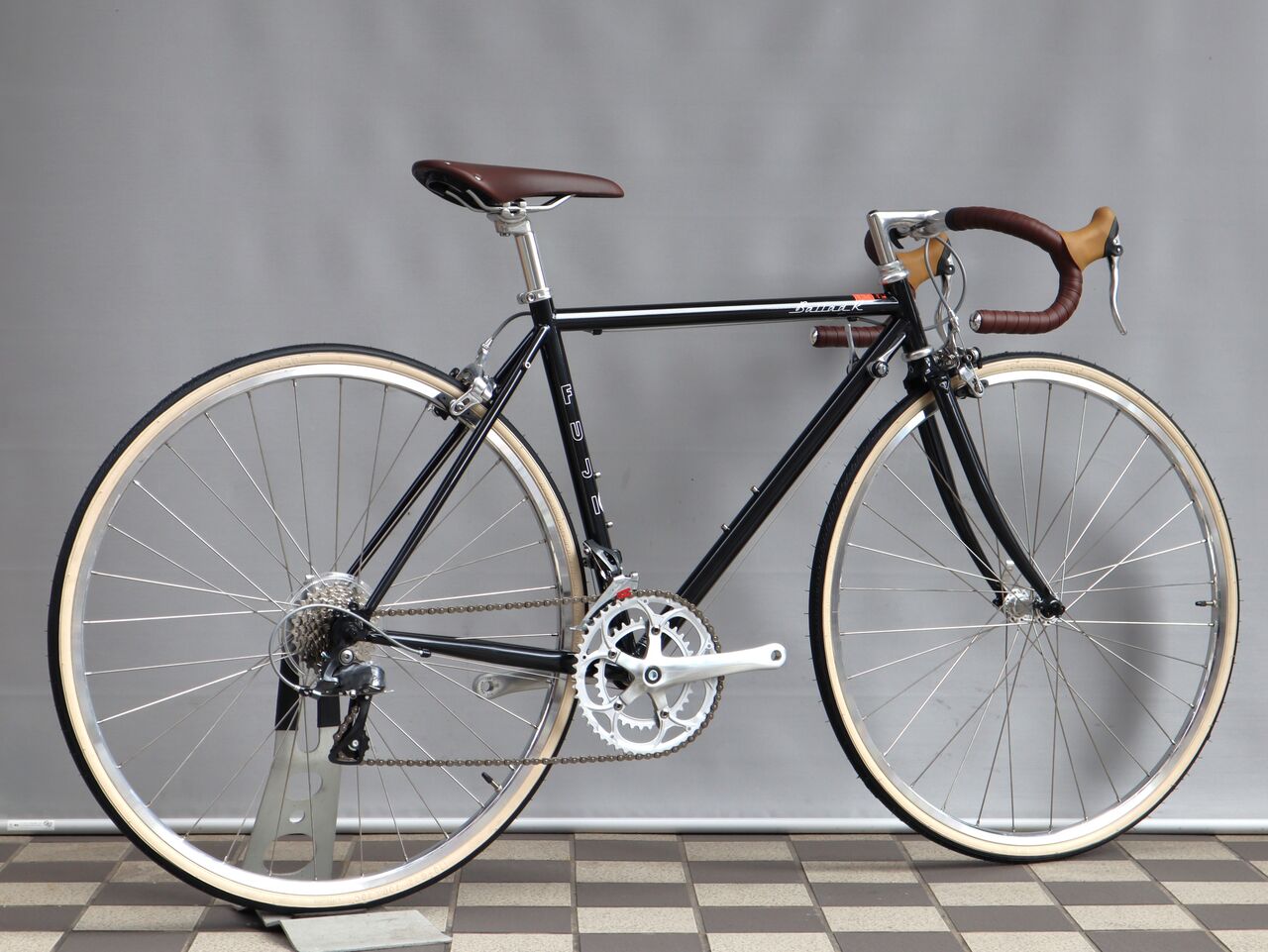 2022 FUJI BALLAD R ブラック入荷！【橋輪Blog】 : 橋輪