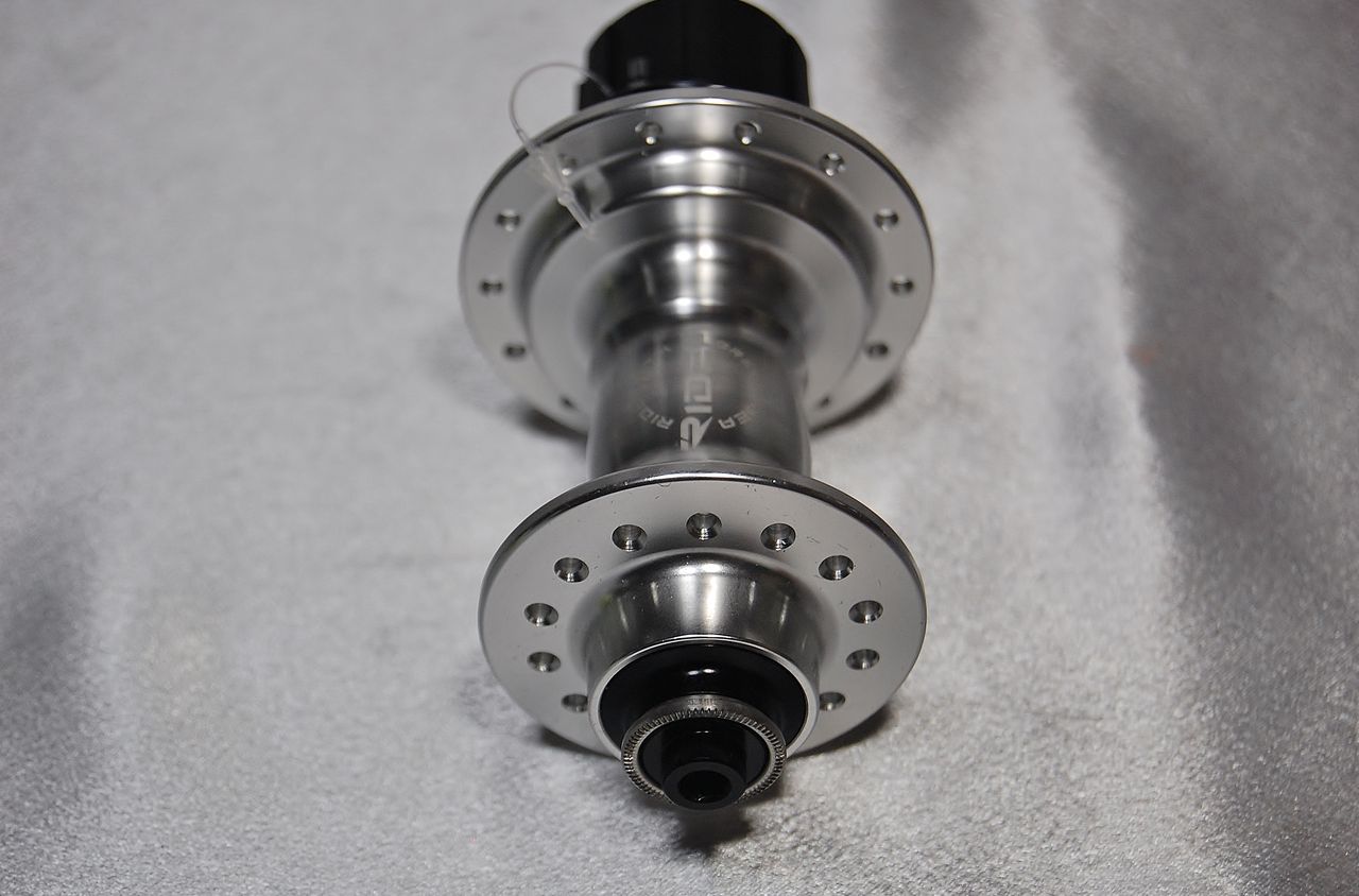 さり気なくアップグレード DAHON DASH Altena 【橋輪Blog