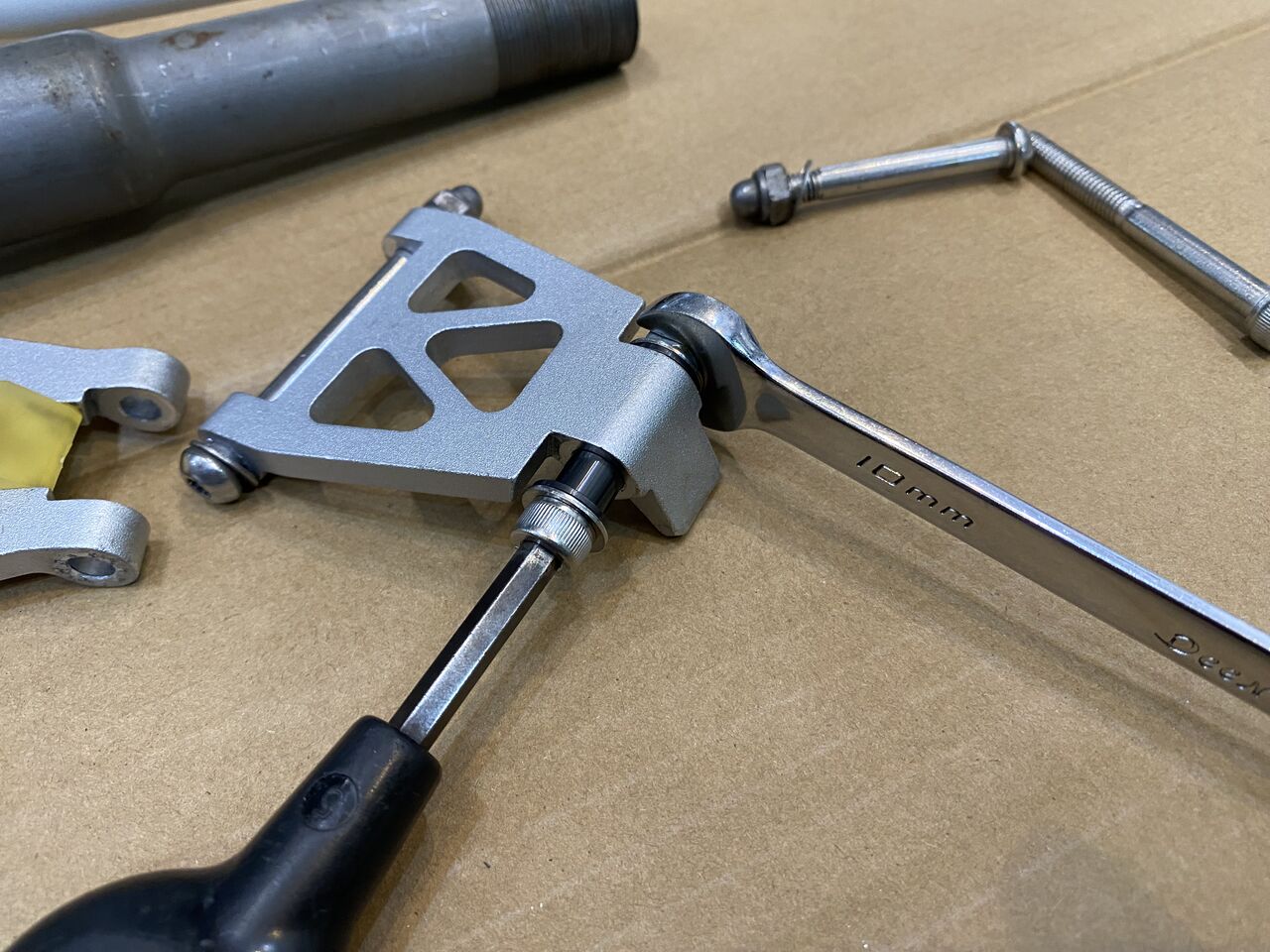 BS MOULTON フロントサスペンション修理依頼（その6）【橋輪Blog】 : 橋輪