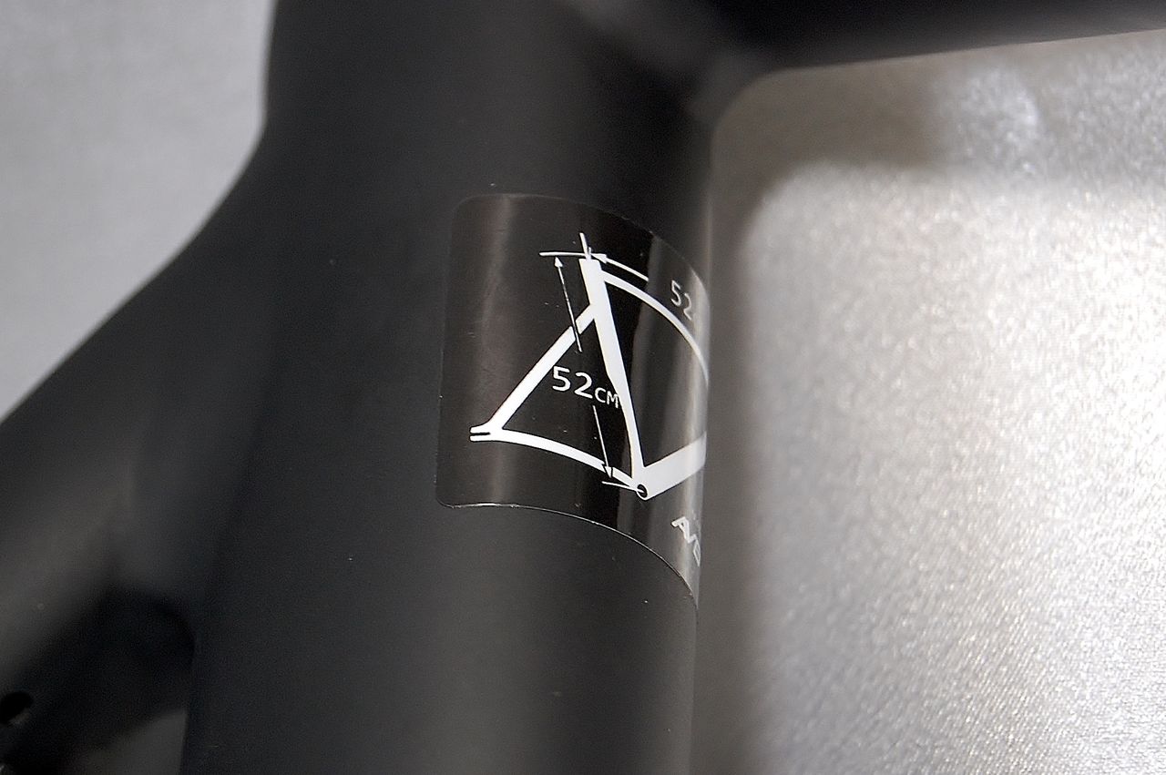 AVENTON MATARO LOW イレギュラーなマットブラック【橋輪Blog】 : 橋輪