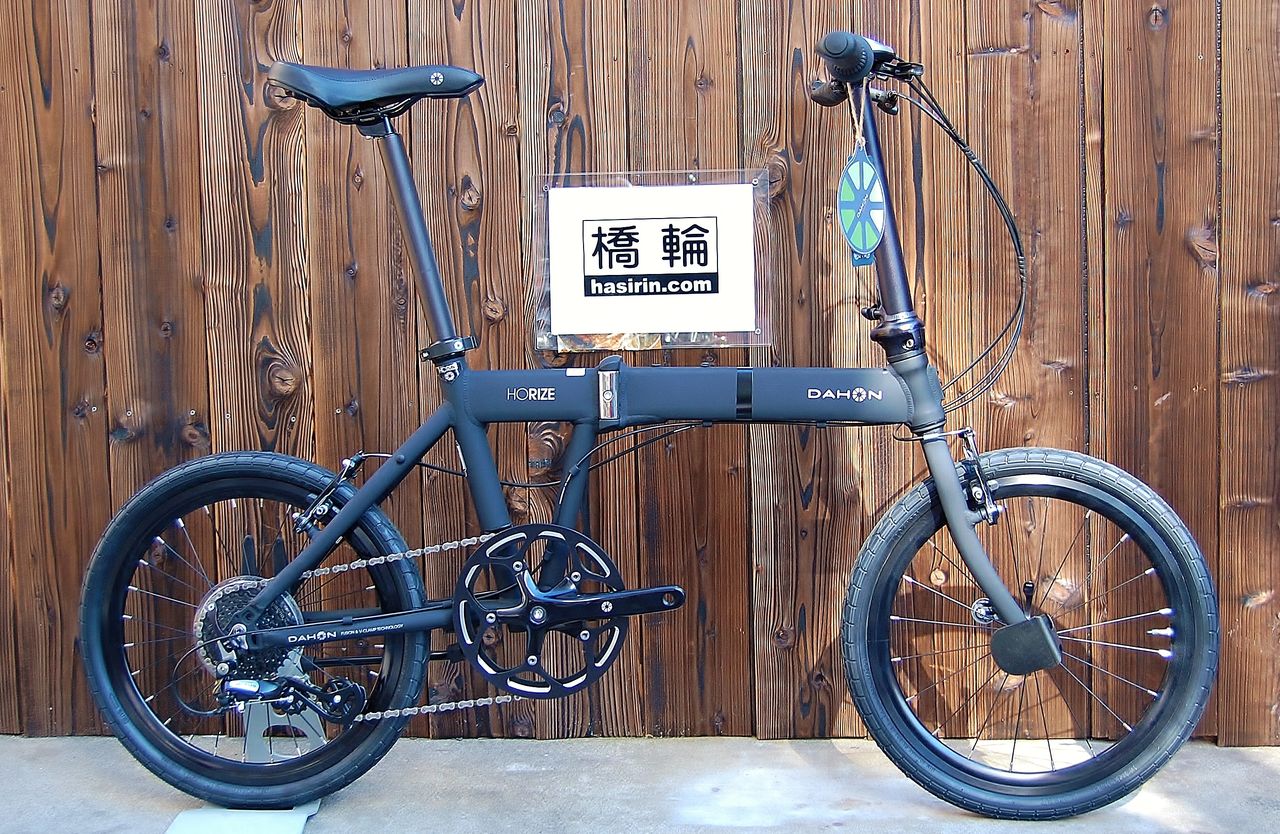 DAHON ホライズ フレーム 折りたたみ自転車】走行中にフレーム“真っ二つ”→あごをけが