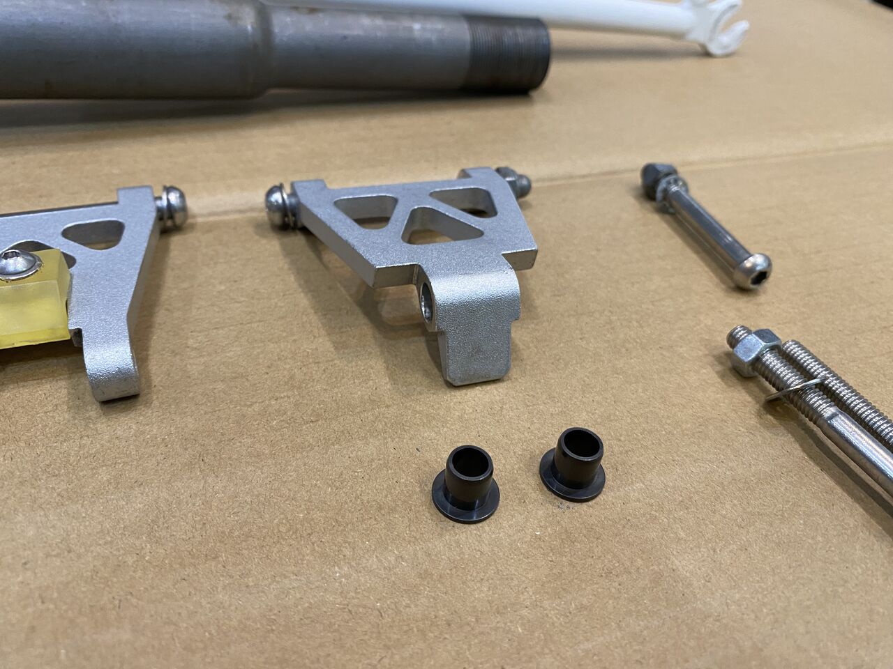 BS MOULTON フロントサスペンション修理依頼（その6）【橋輪Blog】 : 橋輪