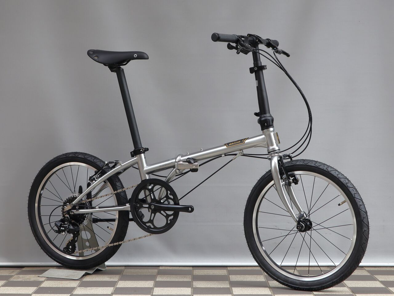 ダホン　Boardwalk W8 ダホン４０周年記念モデル　未開封品　引取り優先 ダホン Boardwalk W8 ダホン40周年記念モデル 未開封品 引取り