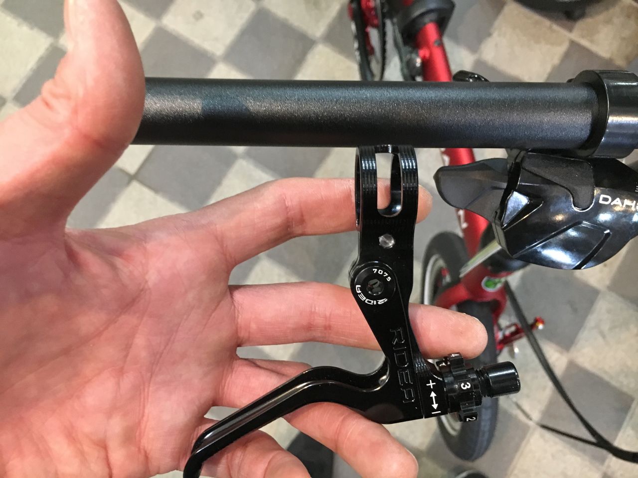 A さんの DAHON K3 カスタム (その14)【橋輪Blog】 : 橋輪