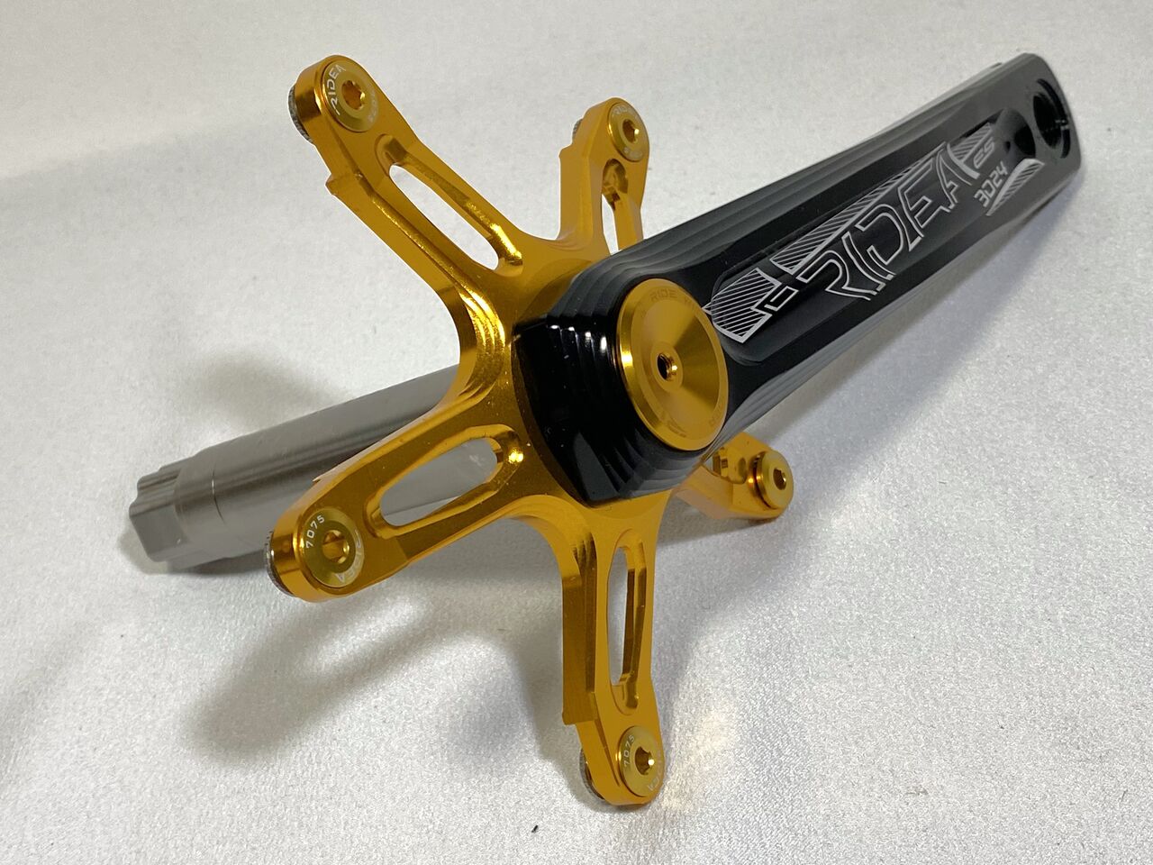 DAHON - Dahon K3 PLUS ツーピース クランクセット BB付き DAHON - Dahon K3 PLUS ツーピース クランクセット BB付きの通販