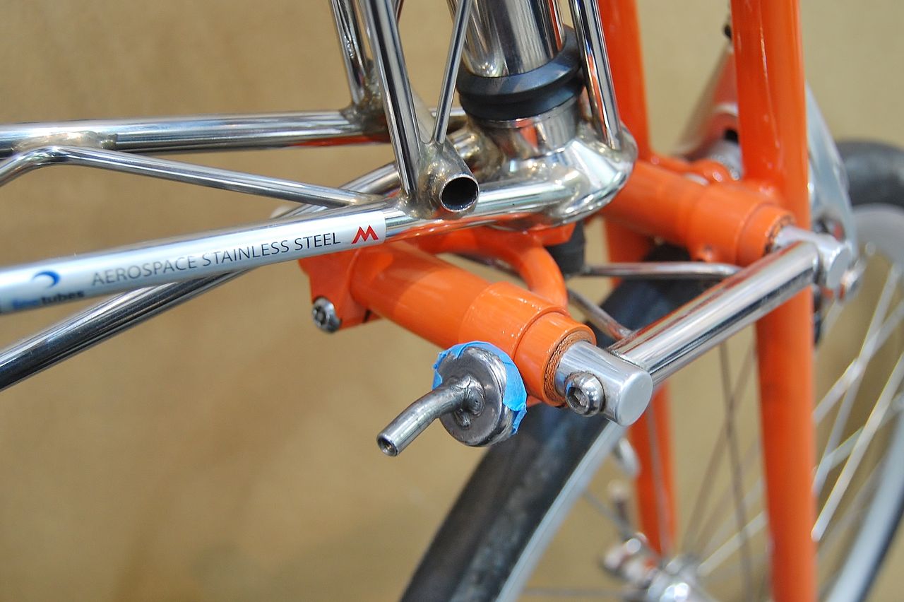 モールトン DOUBLE PYLON のメンテナンス 【橋輪Blog】 : 橋輪 モールトン DOUBLE PYLON のメンテナンス 【橋輪Blog】 : 橋輪