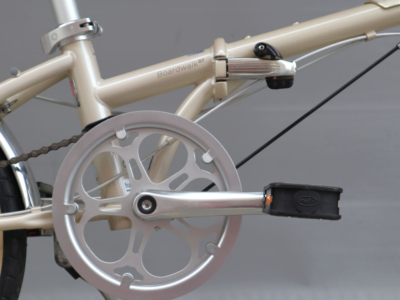 試乗車放出!22 DAHON Boardwalk D7【橋輪Blog】 : 橋輪 試乗車放出!22 DAHON Boardwalk D7【橋輪Blog】 : 橋輪