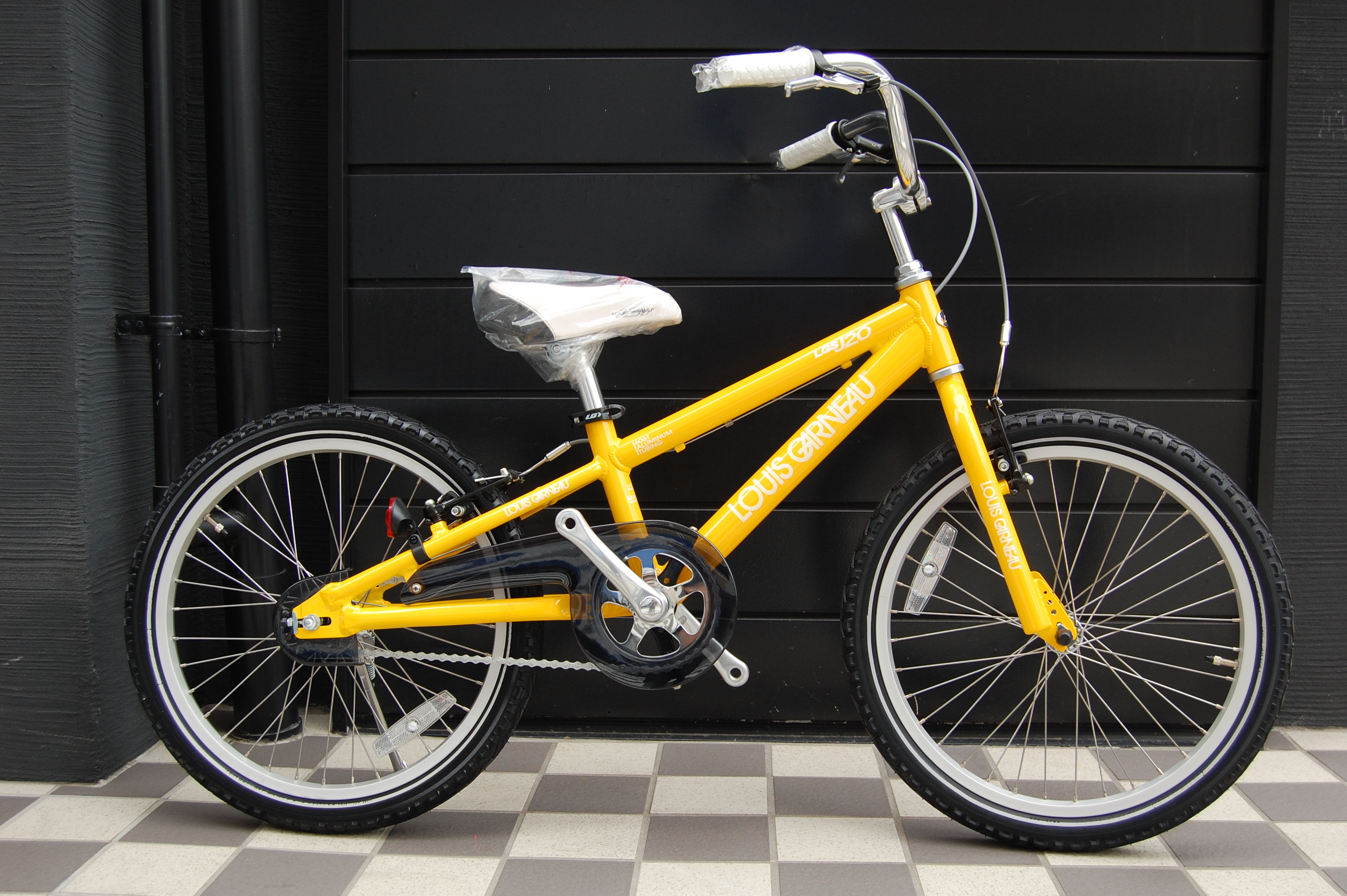 三輪車ルイガノLOUISGARNEAU