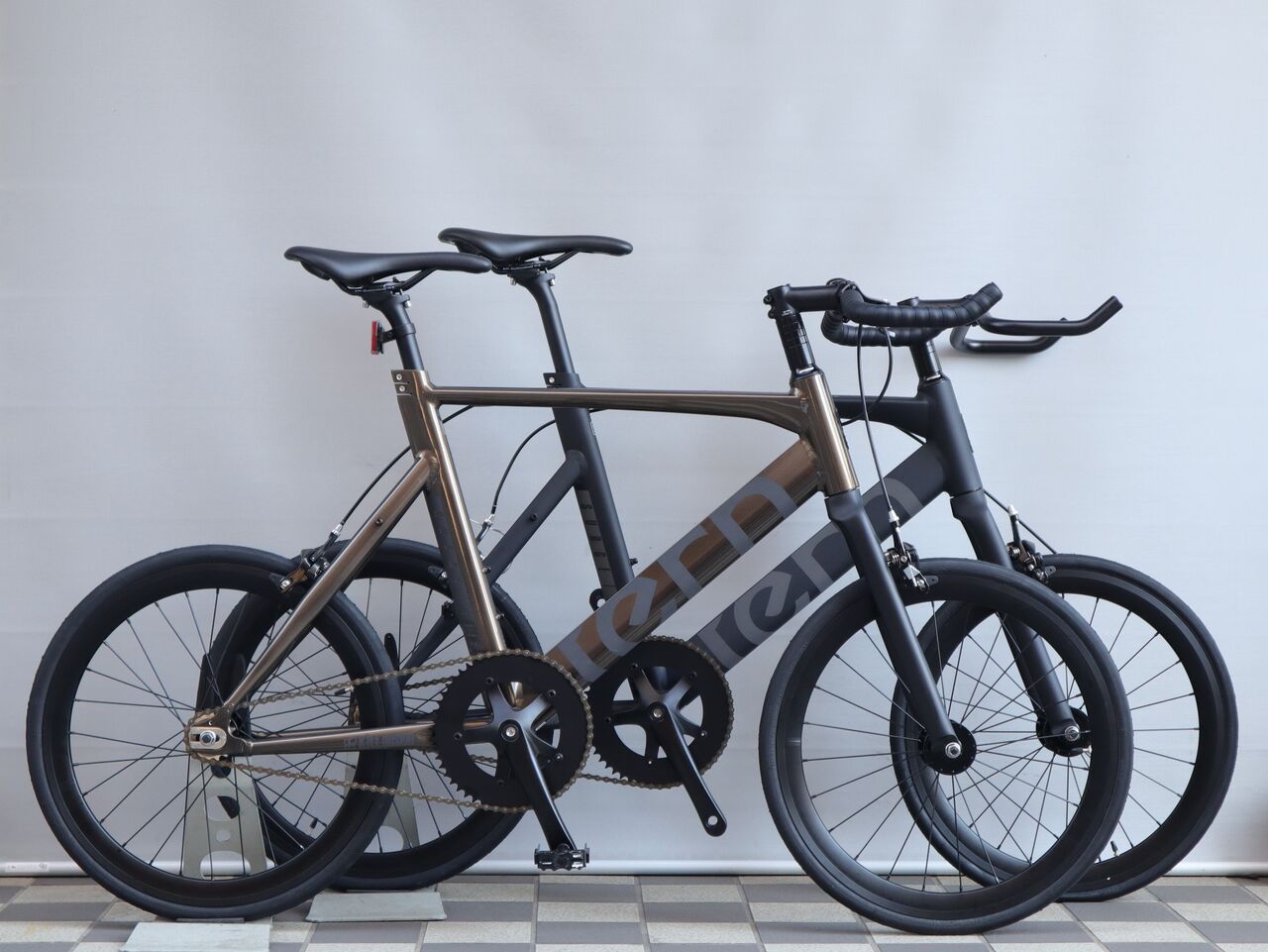 tern surge uno ミニベロロード(ミニベロ】Tern Surge Fading tern surge uno ミニベロロード(ミニベロ】Tern Surge Fading