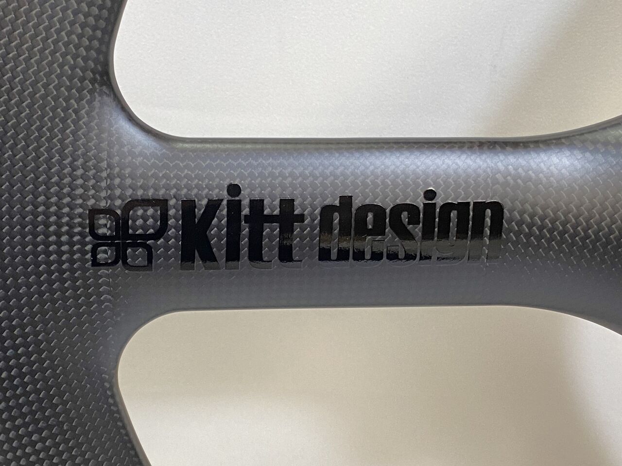Kitt Custom Carbon Tri-Spoke Wheel のディスクリヤー少量入荷 Kitt Custom Carbon Tri-Spoke Wheel のディスクリヤー少量入荷
