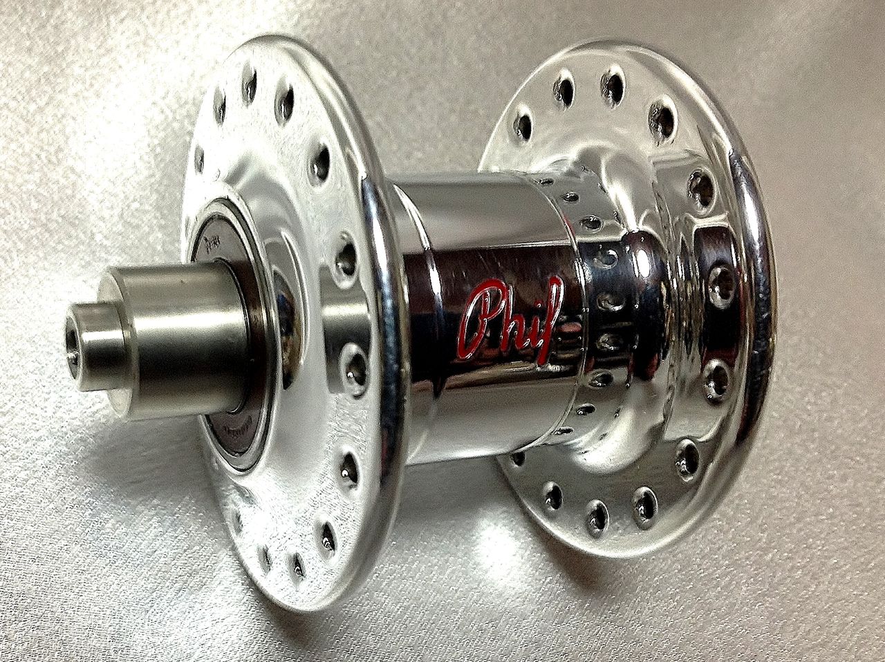 PhilWood hub front(Brompton用) エンド幅74mm PhilWood hub front(Brompton用) エンド幅74mm *PHILWOOD
