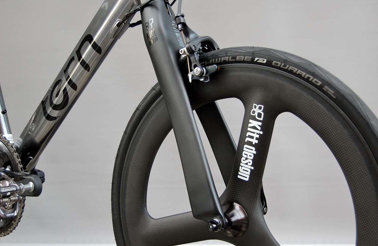 Tern X Kitt design SMI 368 3K カーボンフォーク入荷!【橋輪 Tern X Kitt design SMI 368 3K カーボンフォーク入荷!【橋輪