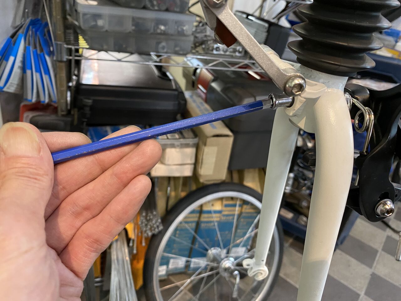 BS MOULTON フロントサスペンション修理依頼（その2）【橋輪Blog