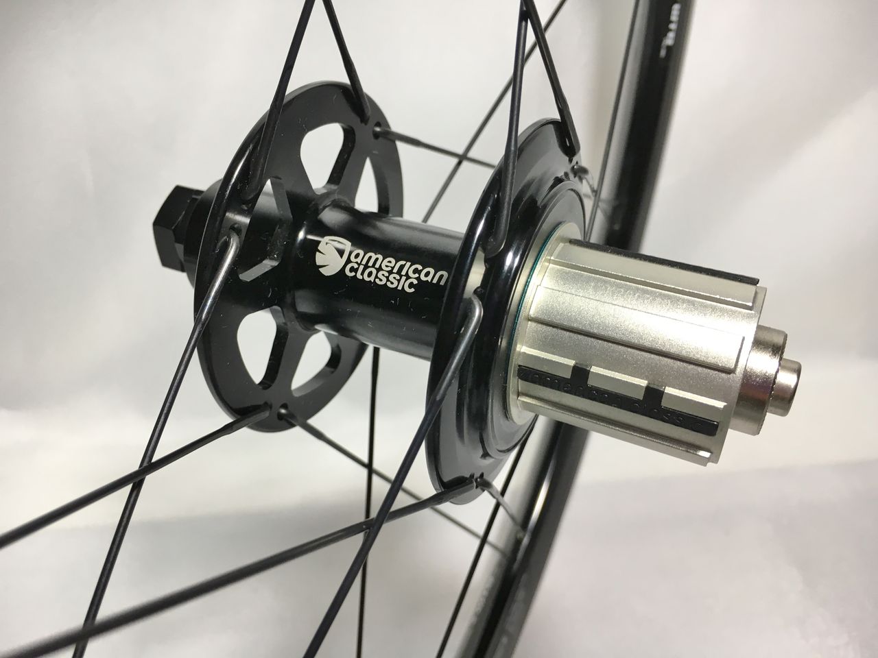 )Dahon American Classic ホイール　前後 Dahon American Classic 完組ホイール ブラック/シルバー - メルカリ