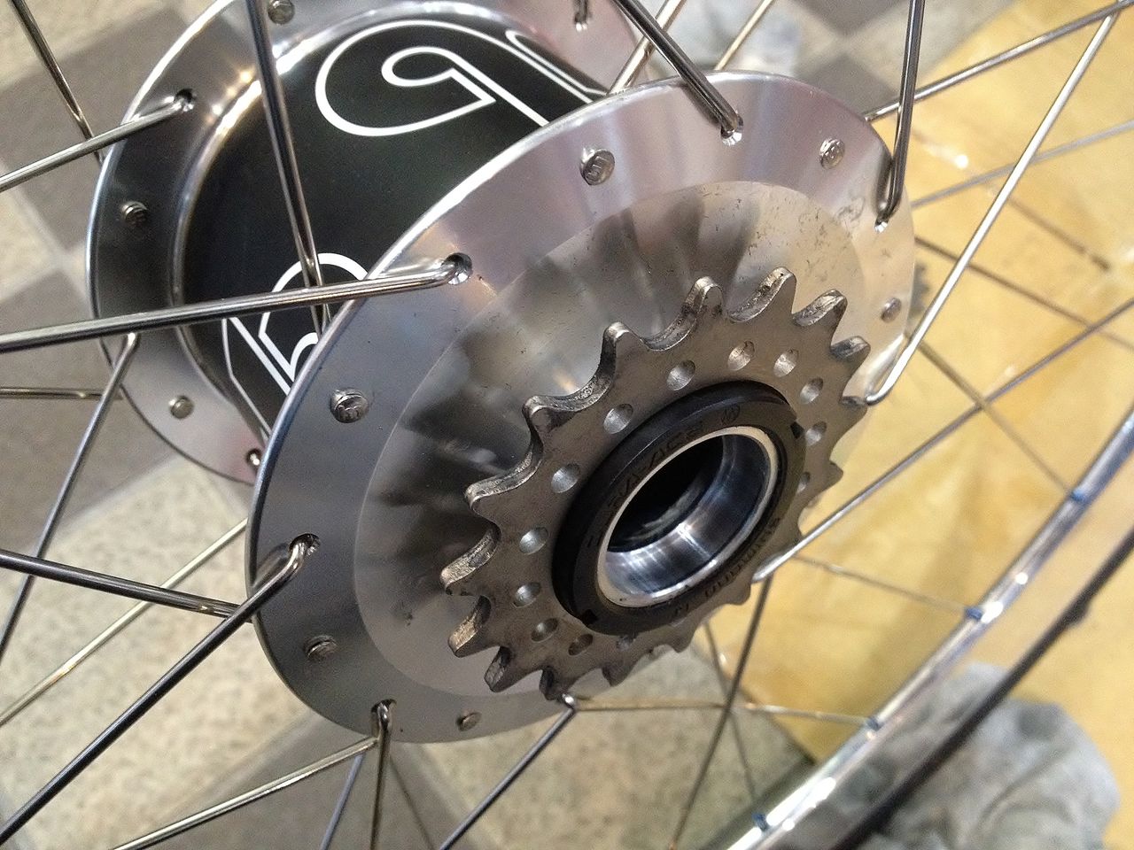 CHUBHUB 新品未使用　チャブハブ CHUBHUB 新品前後セット 超レア！ 前後32H チャブハブ - メルカリ