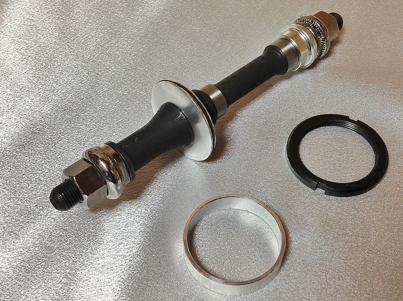 トーケン ディスクホイール　tt ピスト トーケン ディスクホイール tt ピスト TOKEN】待望のディスク