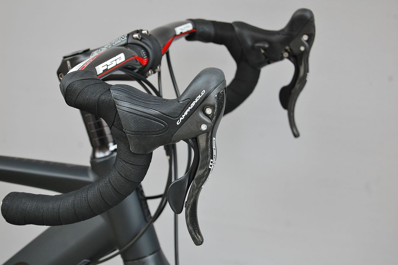 tern SURGE に CAMPAGNOLO の組み合わせ【橋輪Blog】 : 橋輪 tern SURGE に CAMPAGNOLO の組み合わせ【橋輪Blog】 : 橋輪